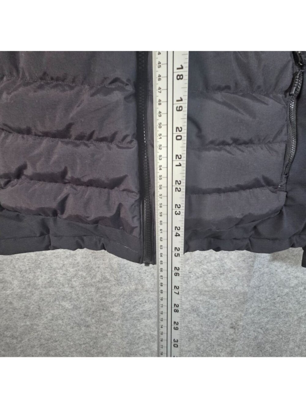 Columbia Black Hooded Puffer Jacket Lightweight Outdoor Size XL Gorpcore • Outdo - Picture 5 of 10
